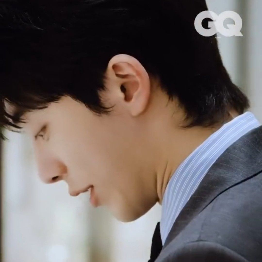 Behind-the-scenes cut of Nam Joohyuk