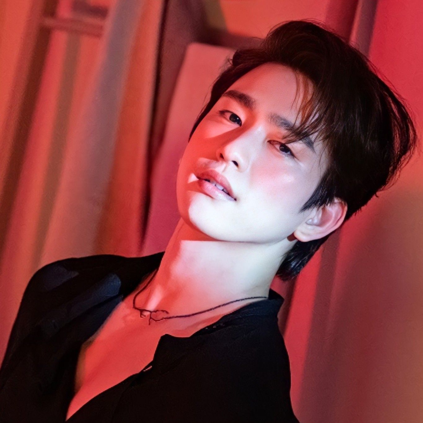 粉絲拍下的朴珍榮瞬間