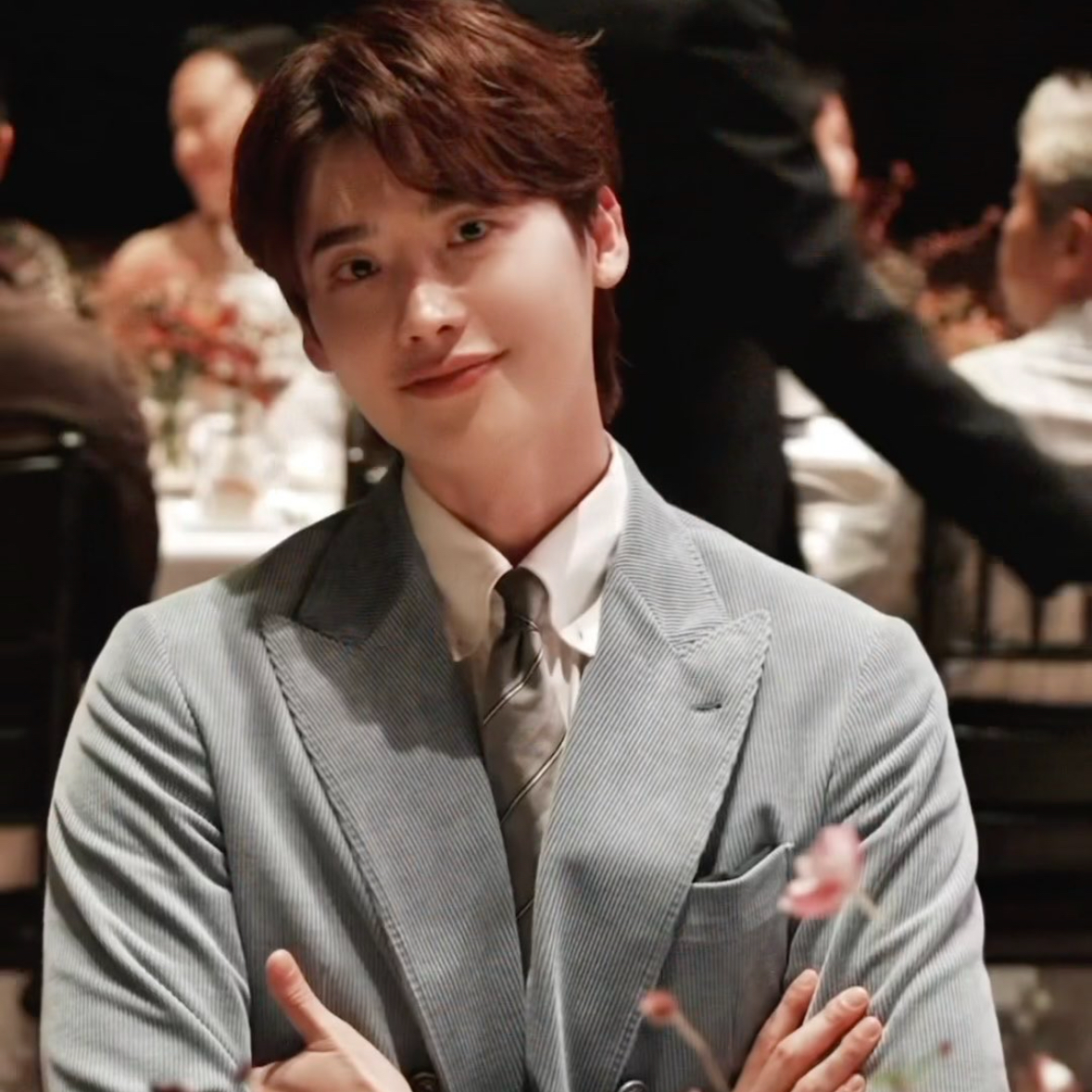 李鍾碩的最新照片