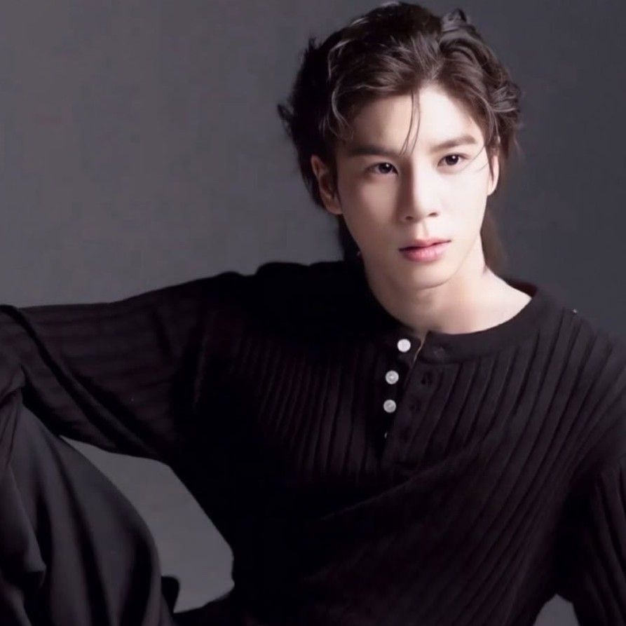 Foto terbaru dari Jeong Dongwon