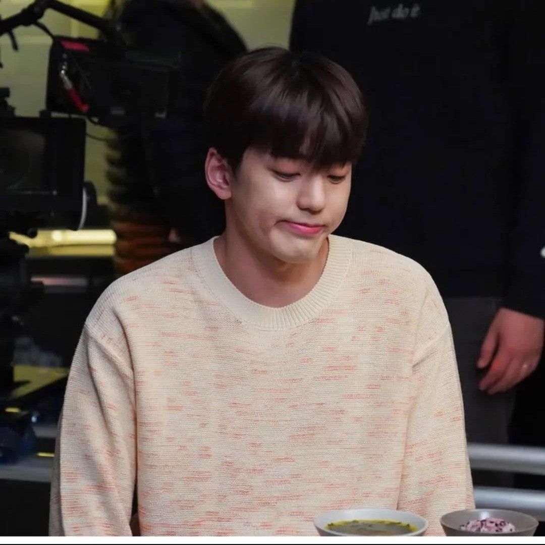 A moment captured by a fan of Kim Minkyu