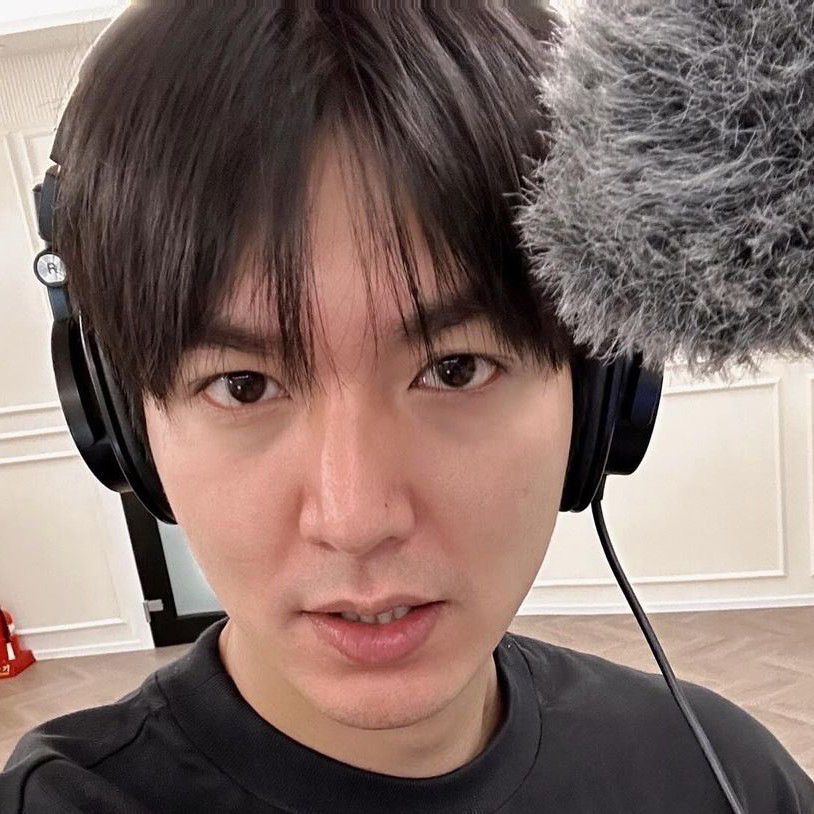 粉絲拍下的李敏鎬瞬間