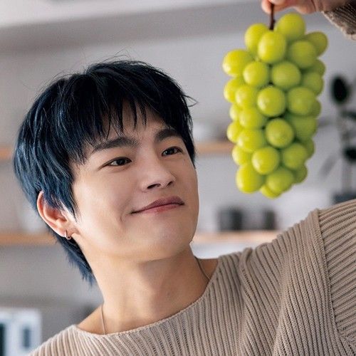 Latest photo of Seo Inguk