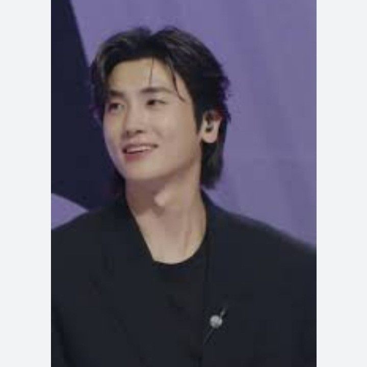 Latest photo of Park Hyungsik