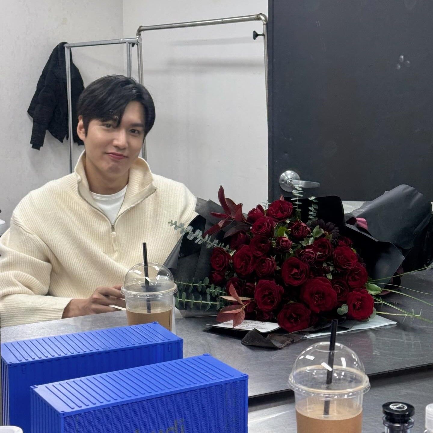 Behind-the-scenes cut of Lee Minho