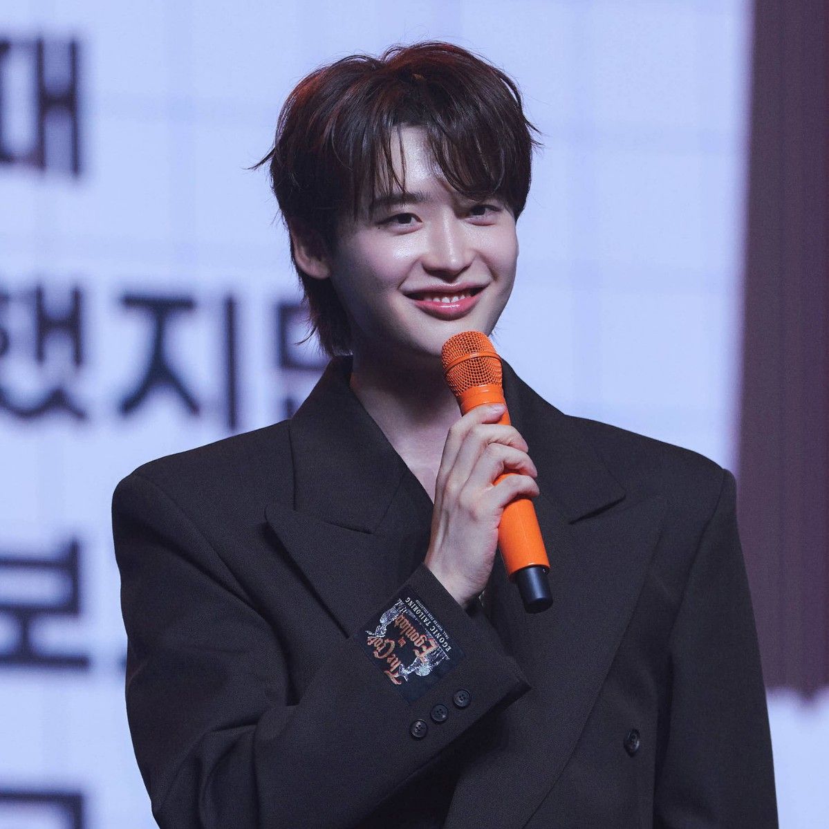 Recent activity shot of Lee Jongsuk