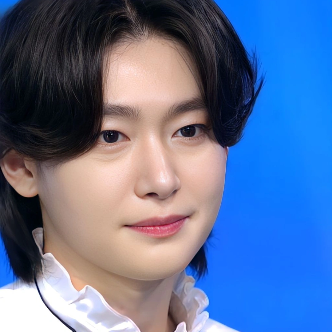 Recent activity shot of Kim Yongbin