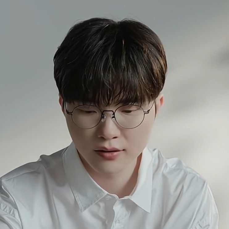 A moment captured by a fan of Faker
