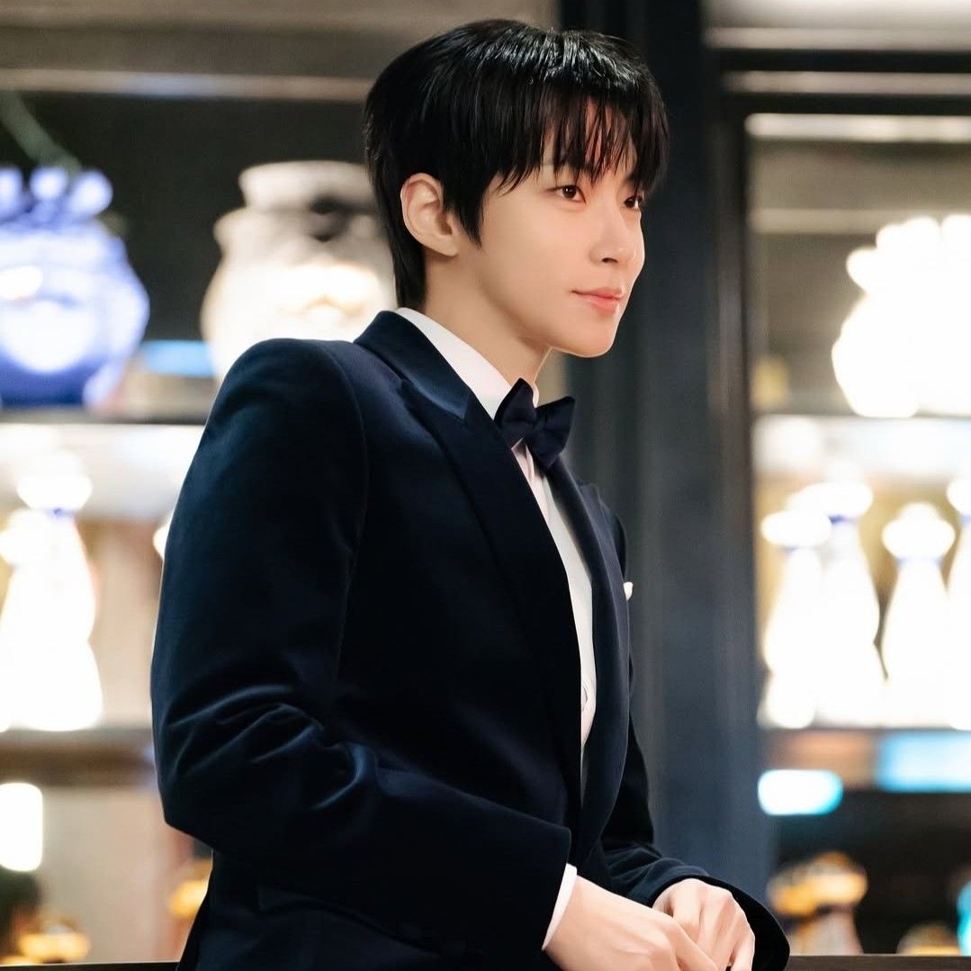 Foto kegiatan terbaru dari Hwang Inyoup