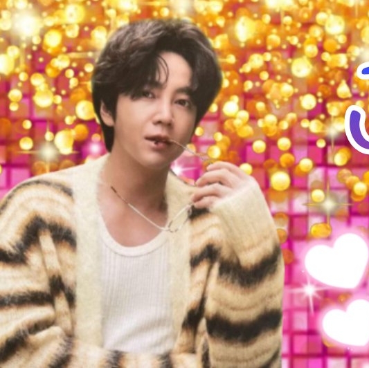 A moment captured by a fan of Jang Geunsuk