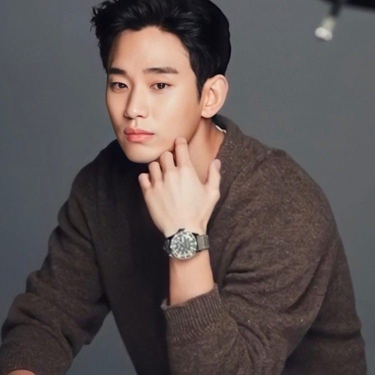 金秀贤的近期活动照