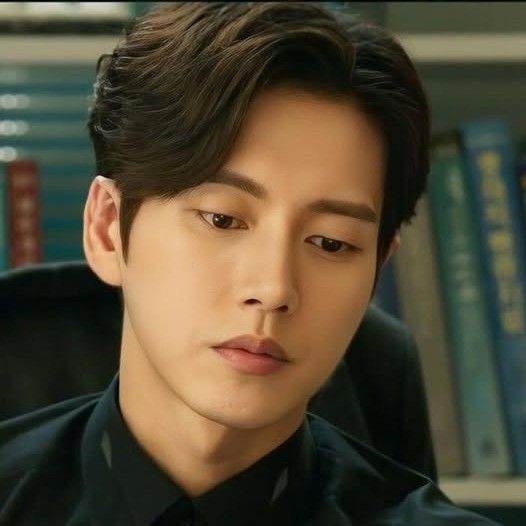 Behind-the-scenes cut of Park Haejin