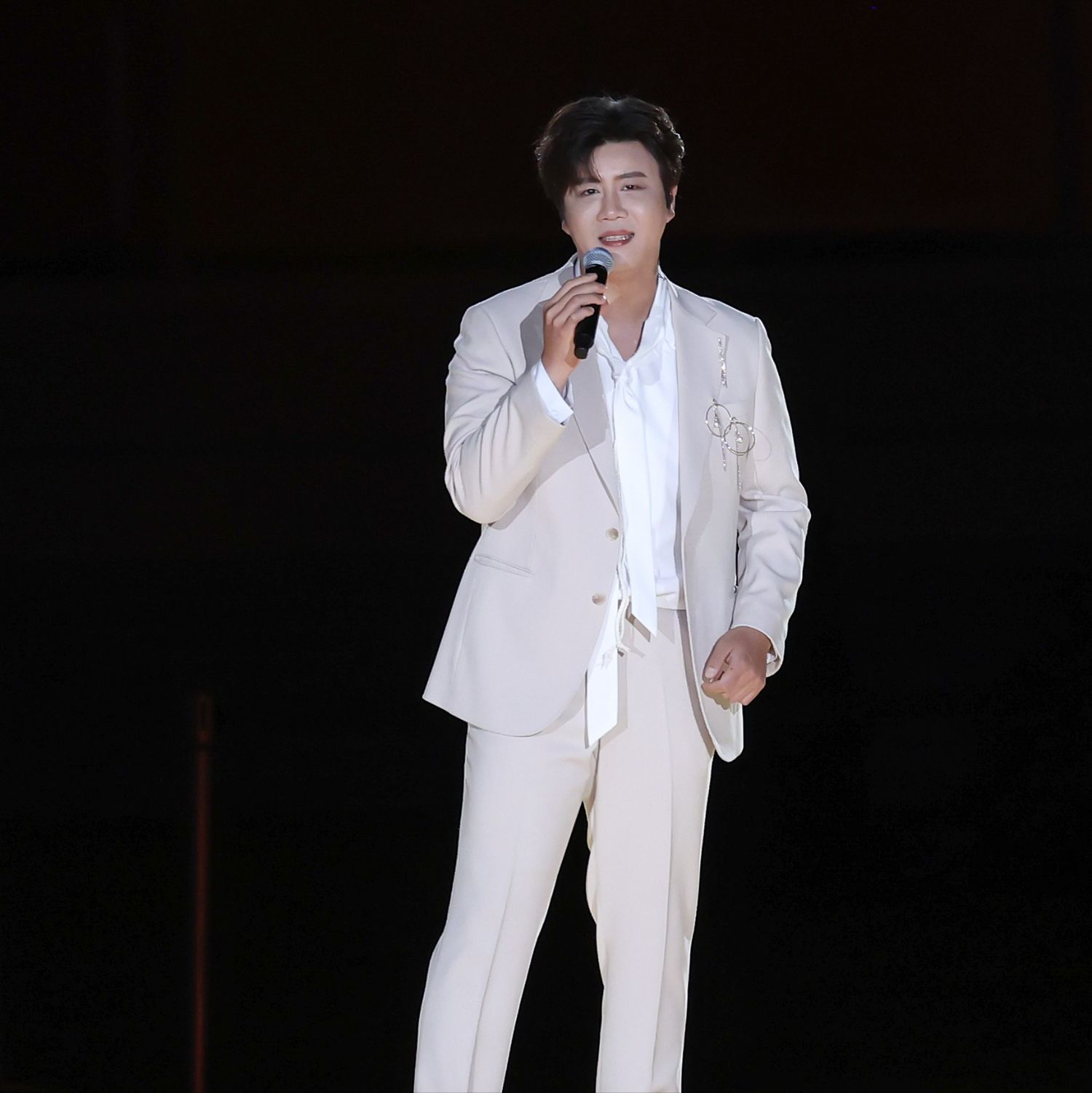 진해성 최근 활동샷