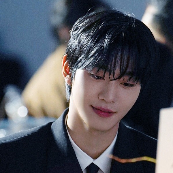 Popular profile photo of Ahn Hyoseop loved by fans