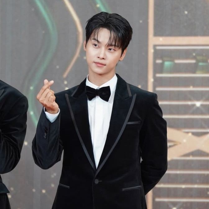 A moment captured by a fan of Cha Hakyeon (N)