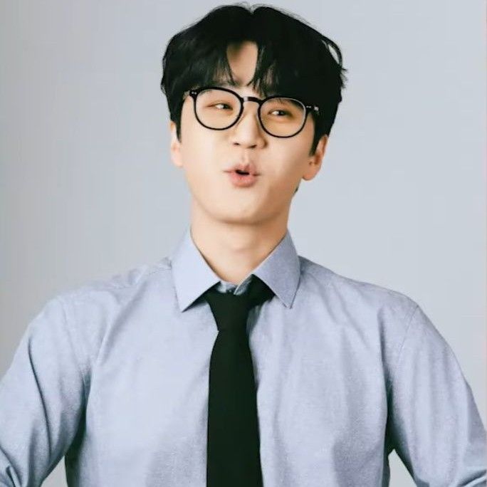 Latest photo of Park Jihoo (Mr. Trot 3)