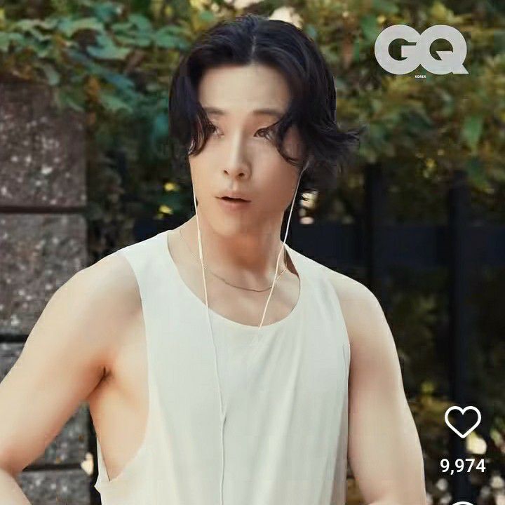Latest photo of Lee Jongwon