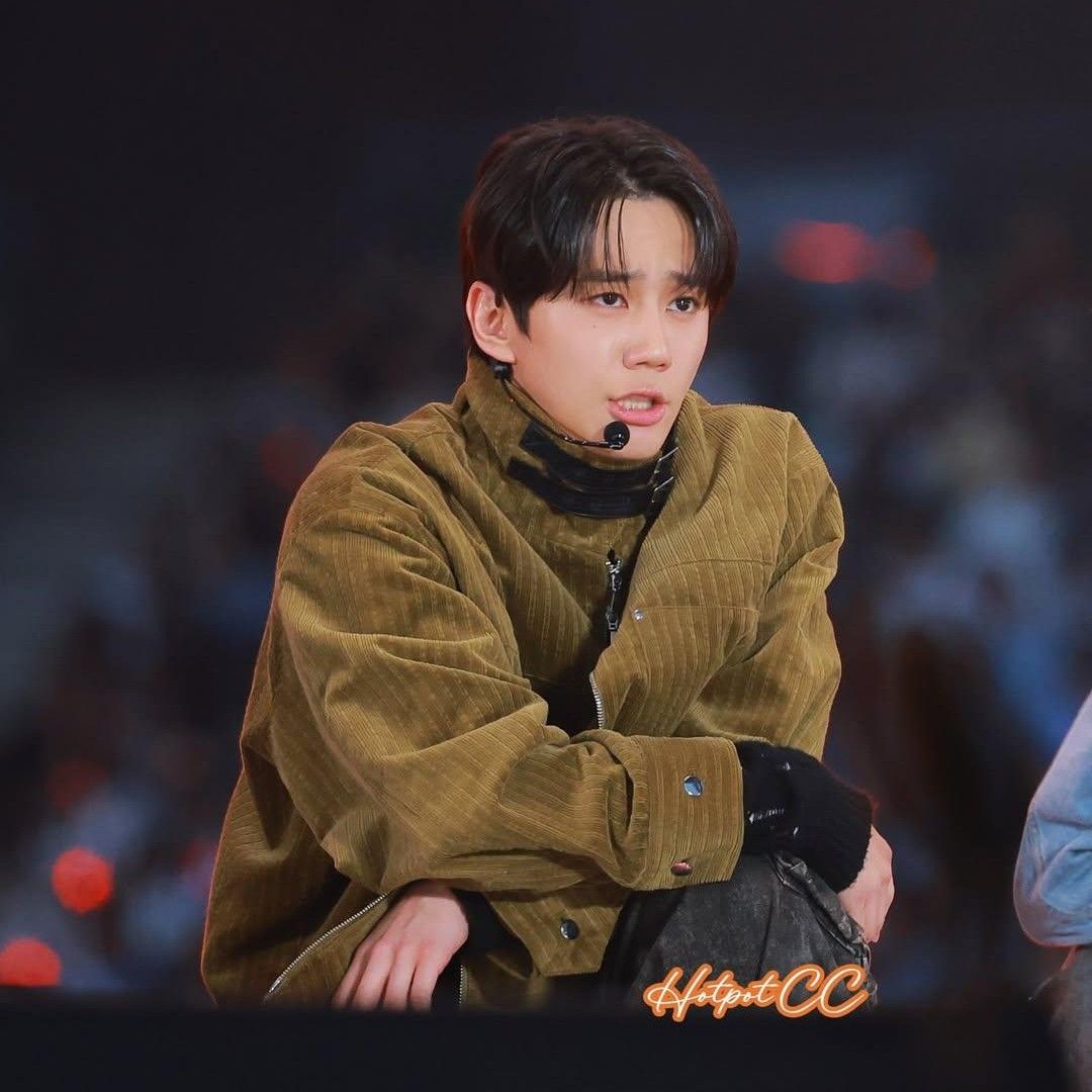 A moment captured by a fan of Lee Junyoung