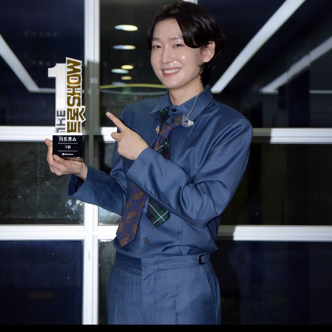 A moment captured by a fan of Kim Yongbin
