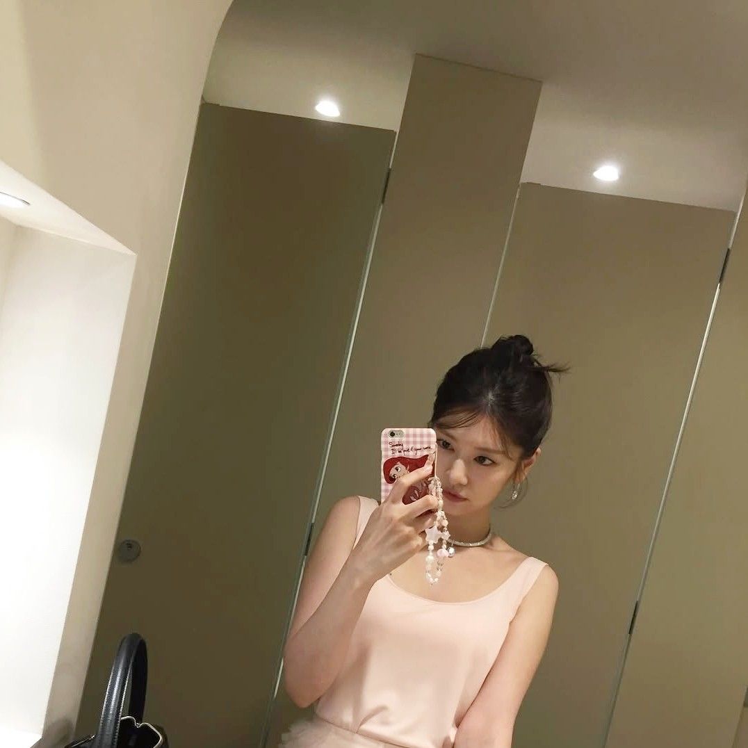 Recent activity shot of Jung Somin