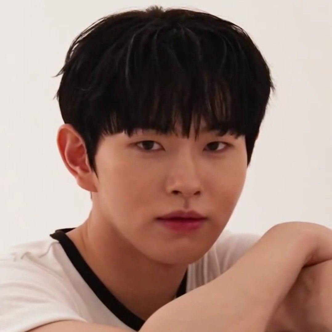Latest photo of Lee Byeongchan