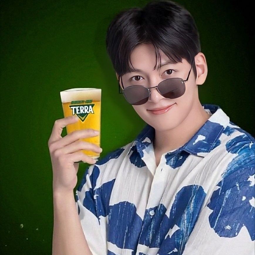 지창욱의 최신 사진