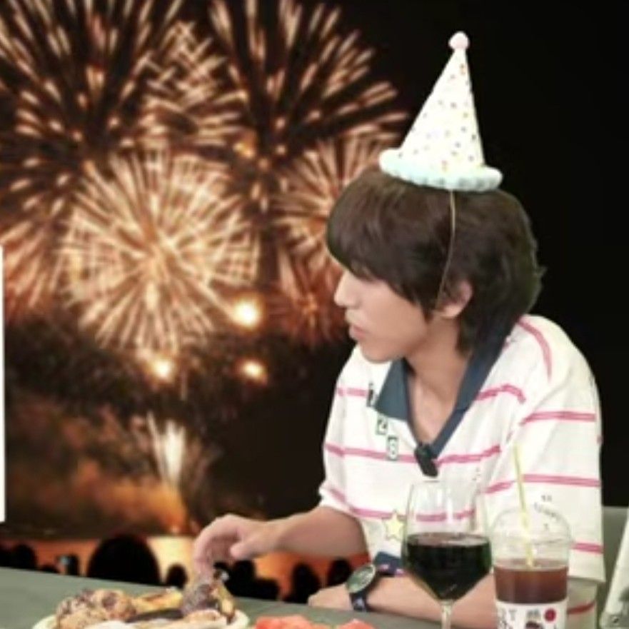 Recent activity shot of Lee Seungyoon