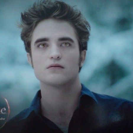 Recent activity shot of Robert Pattinson