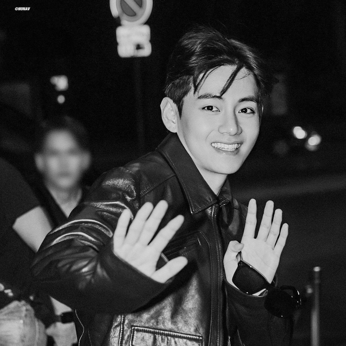 Latest photo of Kim Taehyung (V)