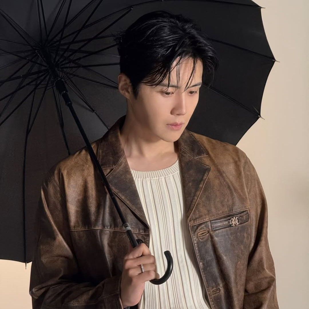 Behind-the-scenes cut of Kim Seonho