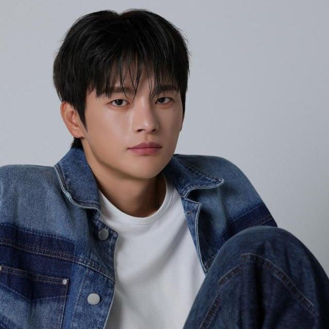 ソ・イングクの最新写真