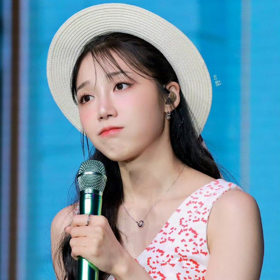 Latest photo of Jung Eunji