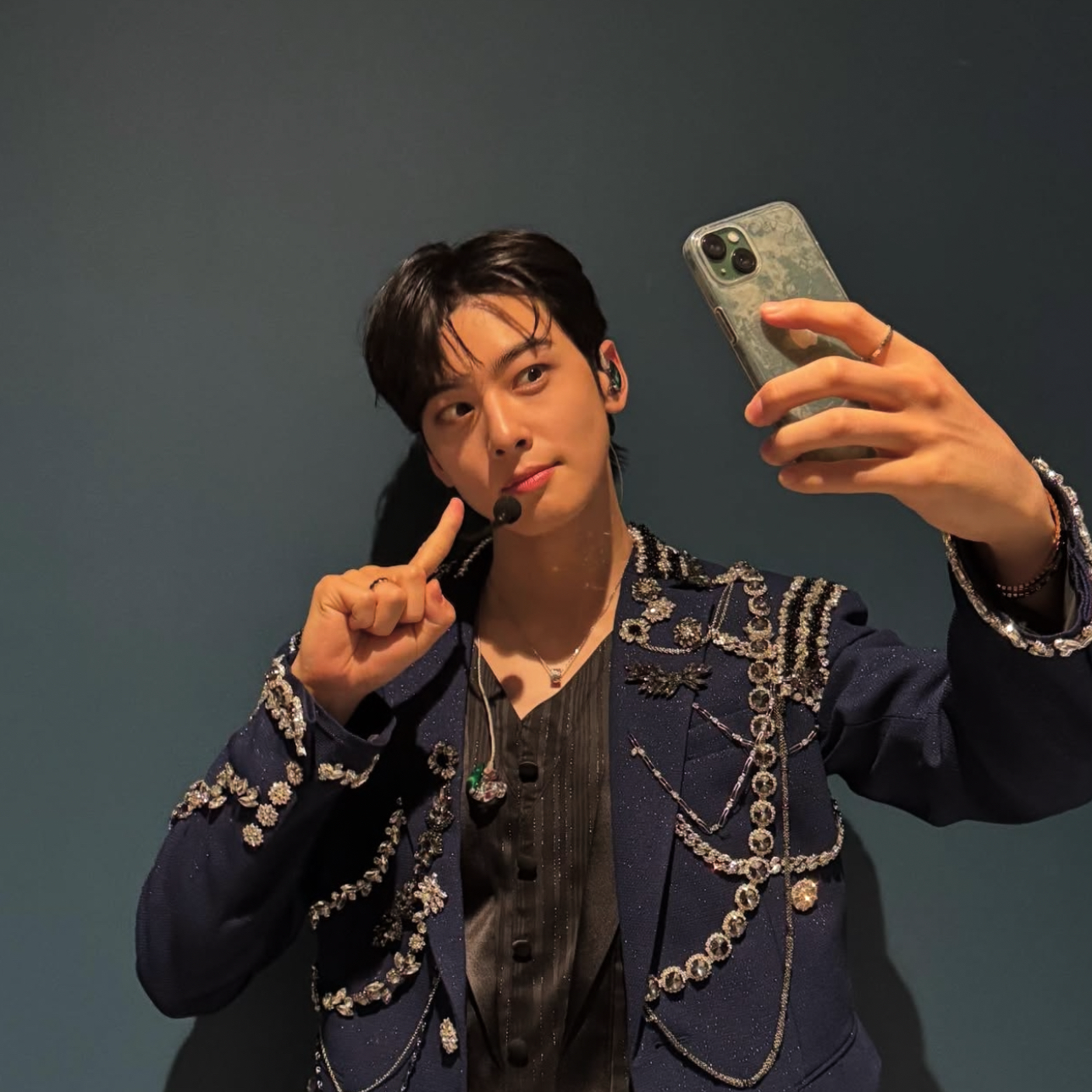 Recent activity shot of Cha Eunwoo