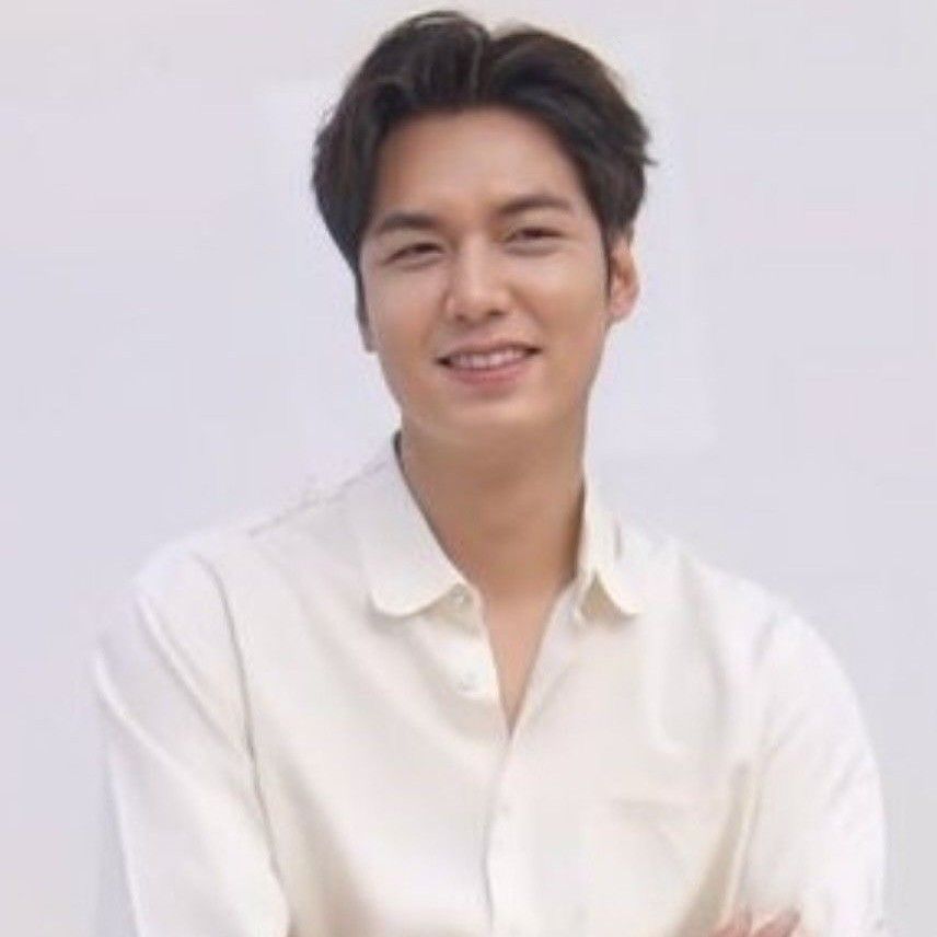 Recent activity shot of Lee Minho