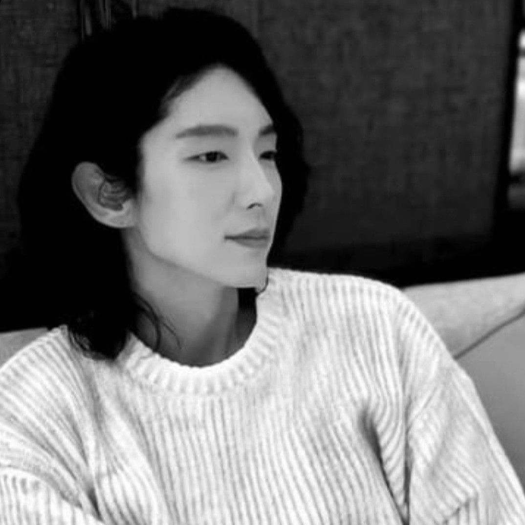 Behind-the-scenes cut of Lee Joongi