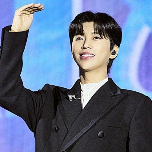 Latest photo of Lim Youngwoong