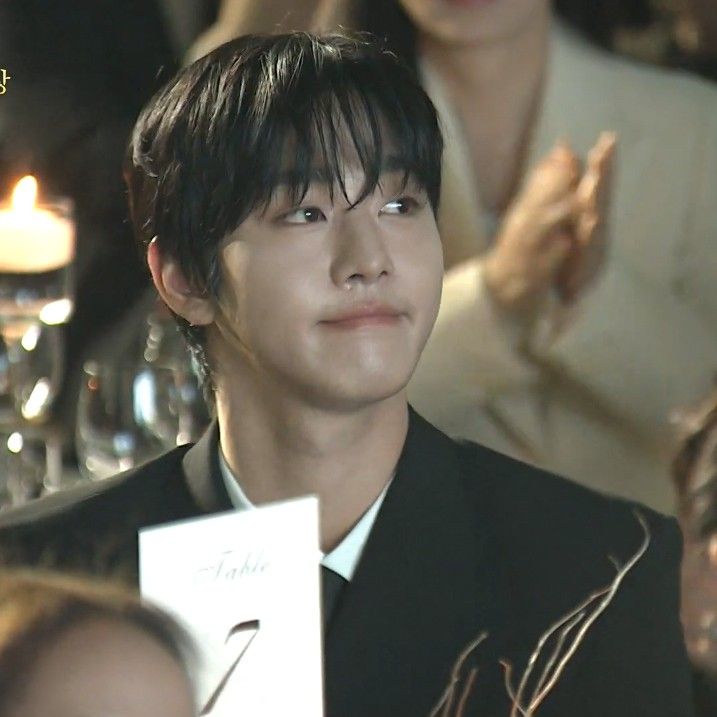 Behind-the-scenes cut of Ahn Hyoseop