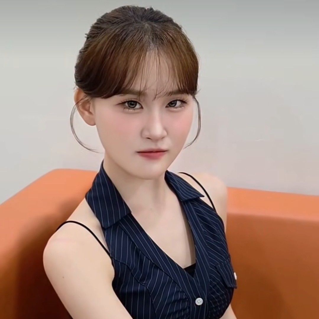 Momen yang diabadikan oleh penggemar Kim Dahyun