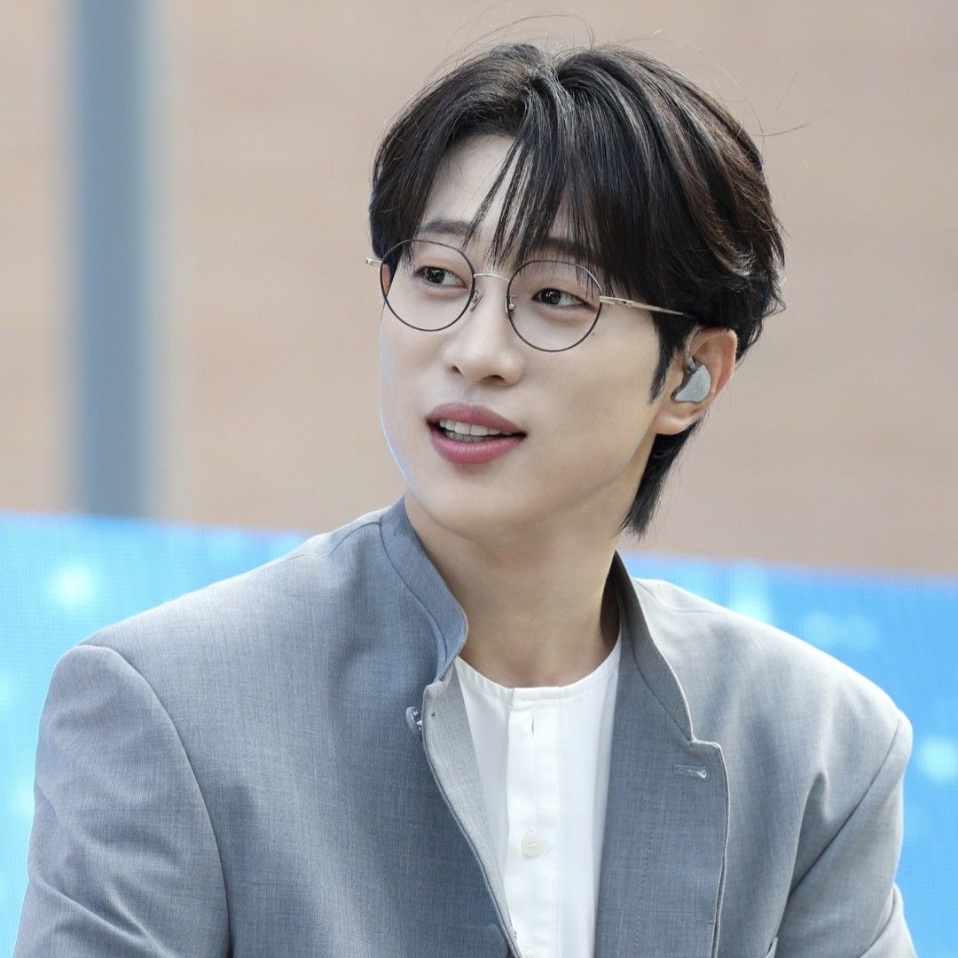 Latest photo of An Sunghoon