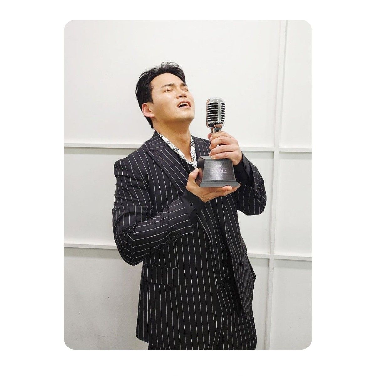Recent activity shot of Lee Jung
