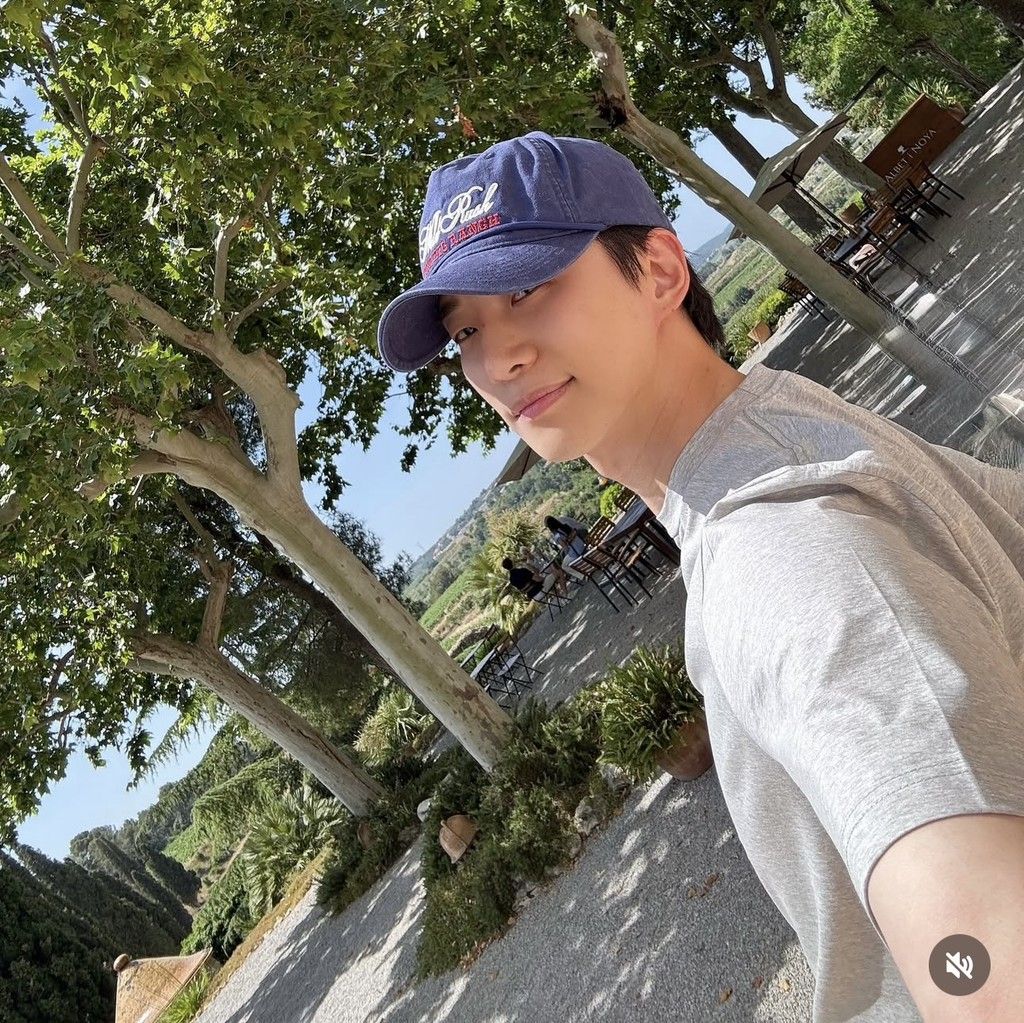 Latest photo of Lee Junho