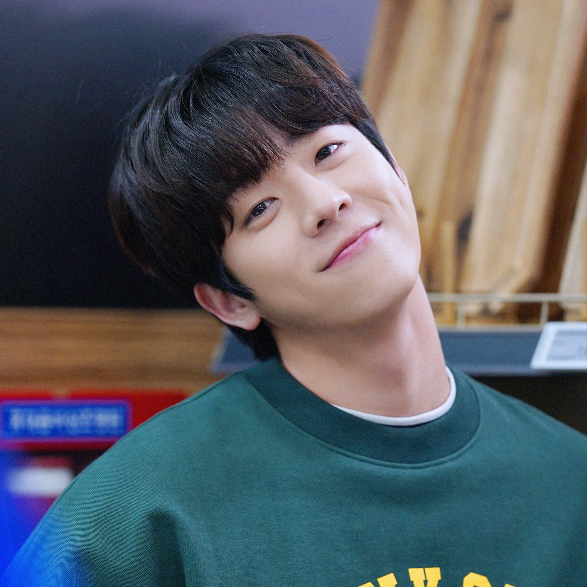 Behind-the-scenes cut of Chae Jonghyeop