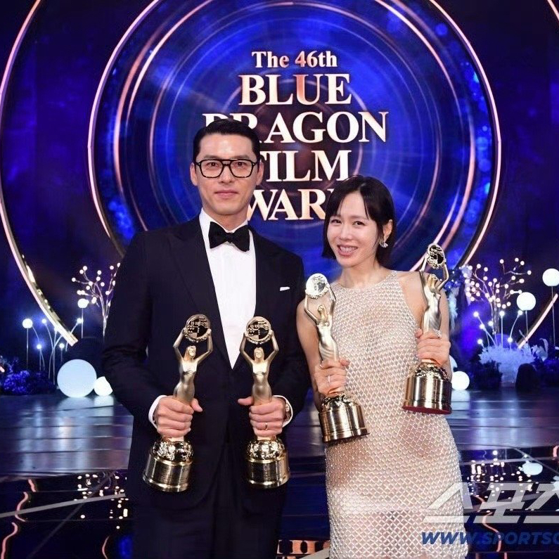 Momen yang diabadikan oleh penggemar Hyun Bin