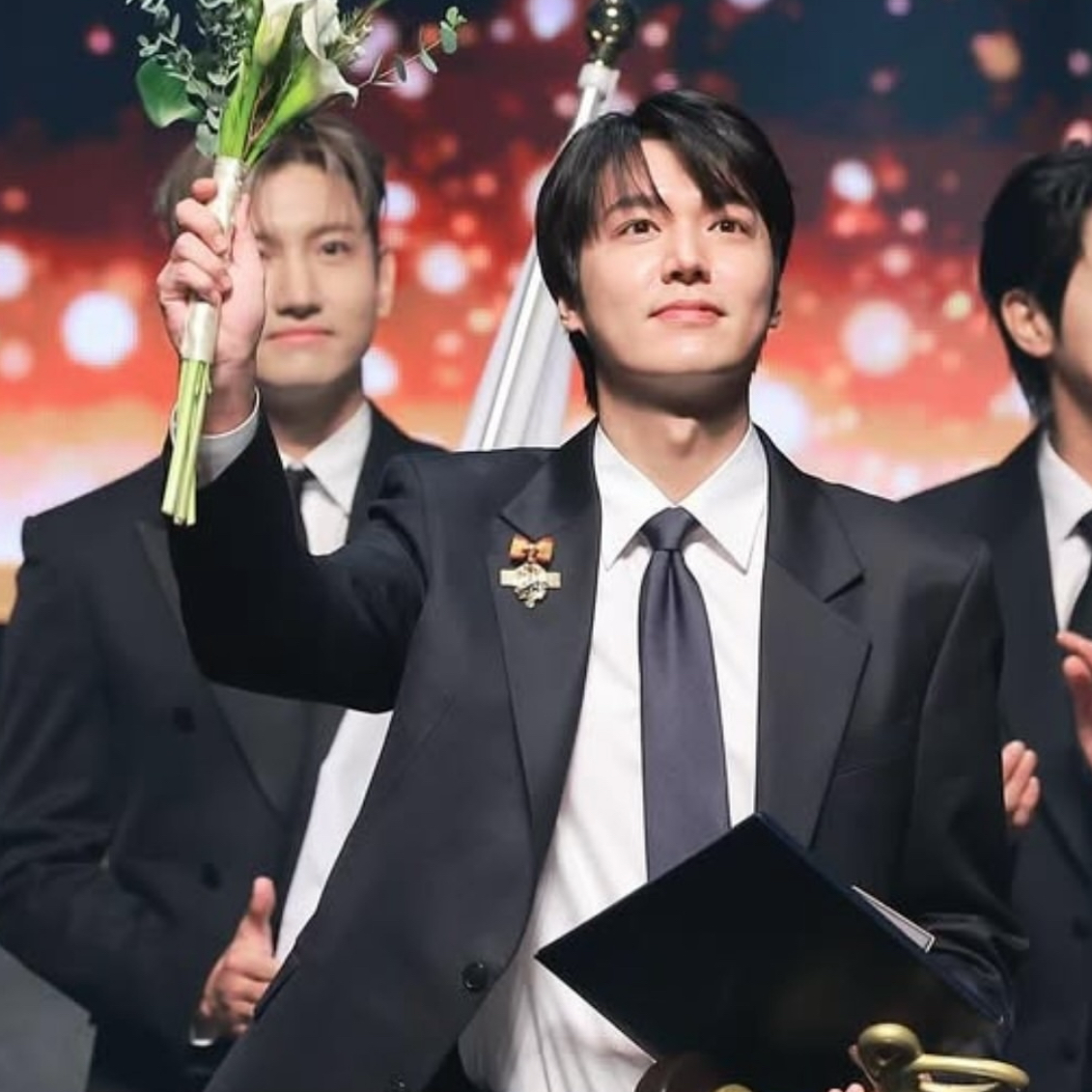 Recent activity shot of Lee Minho