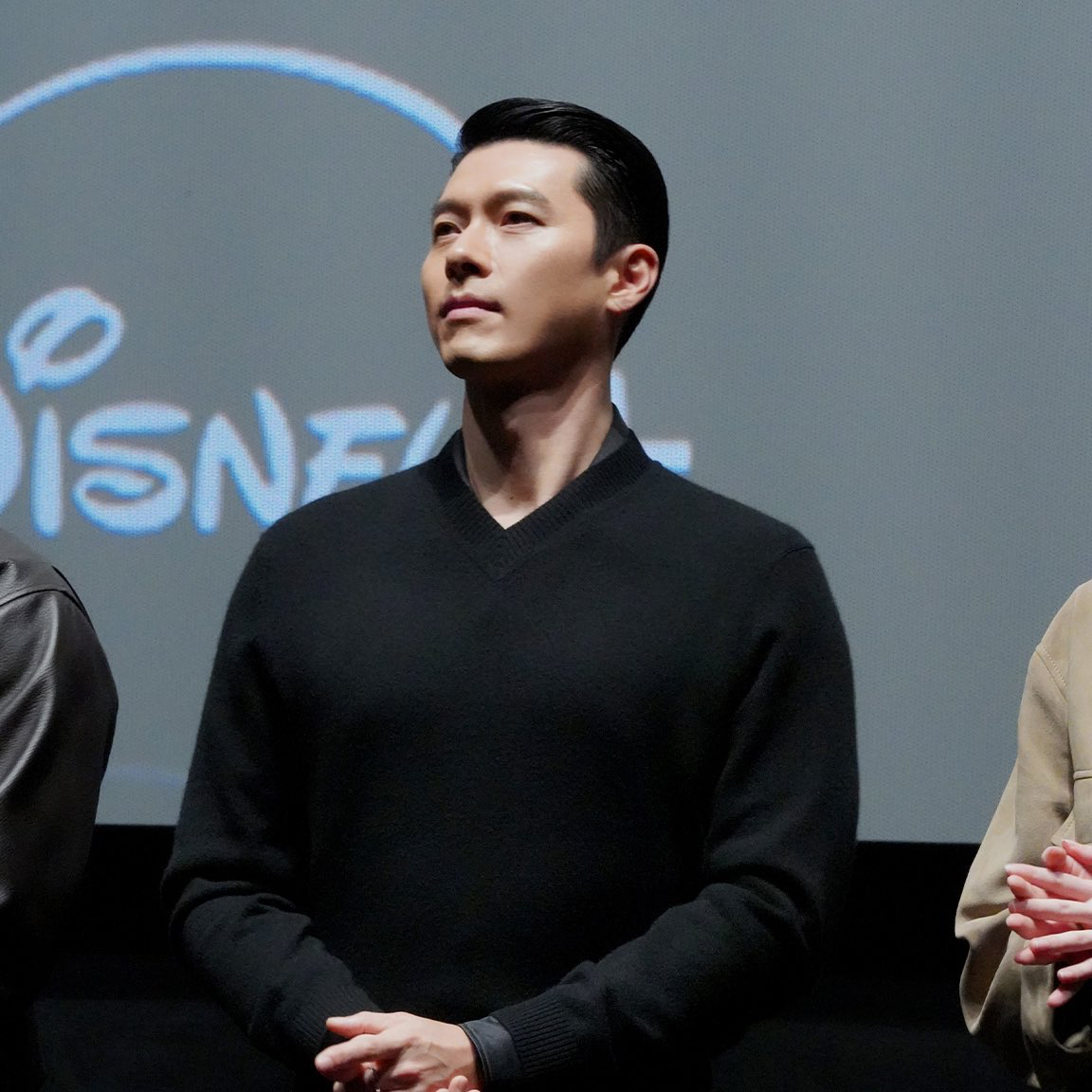 Momen yang diabadikan oleh penggemar Hyun Bin