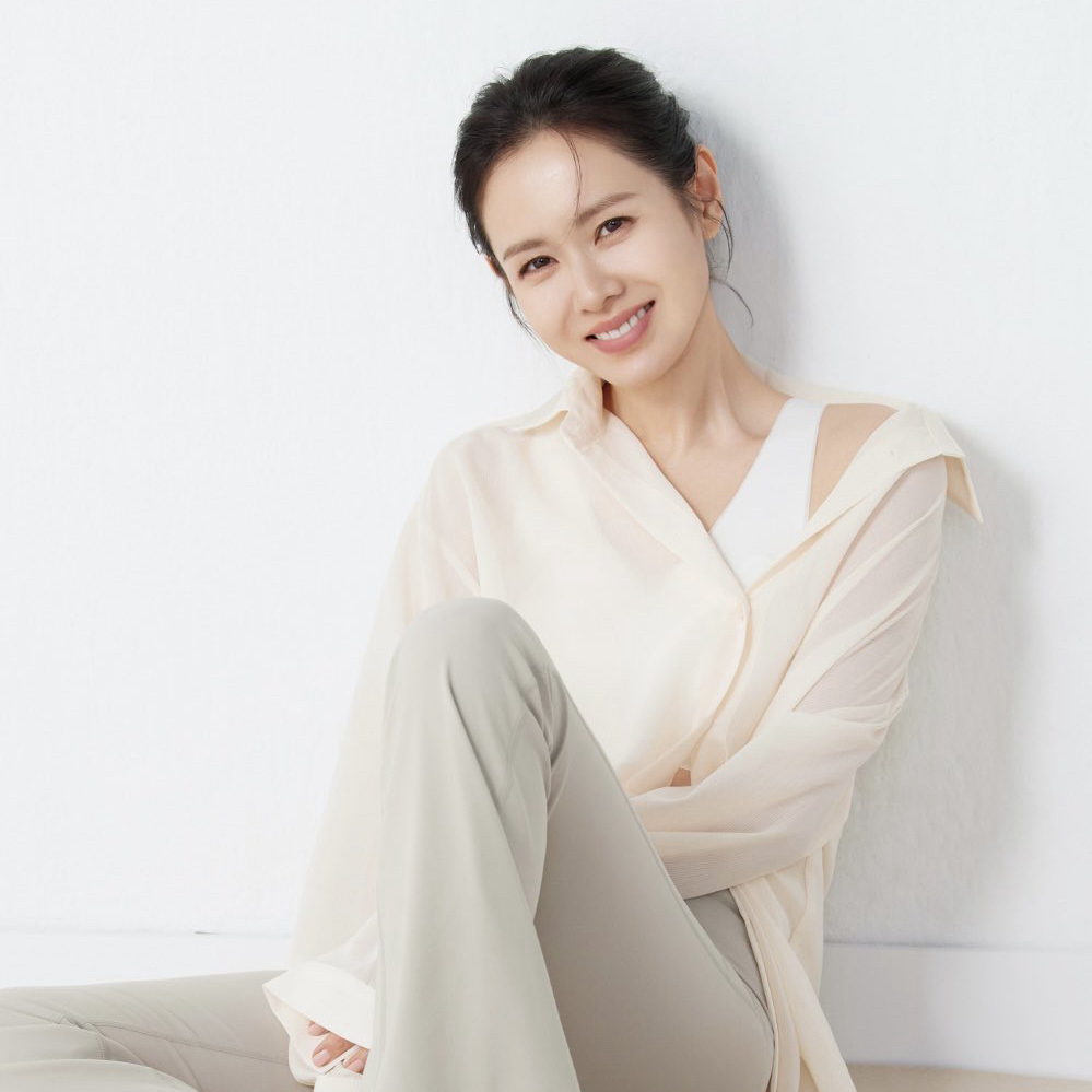 Latest photo of Son Yejin