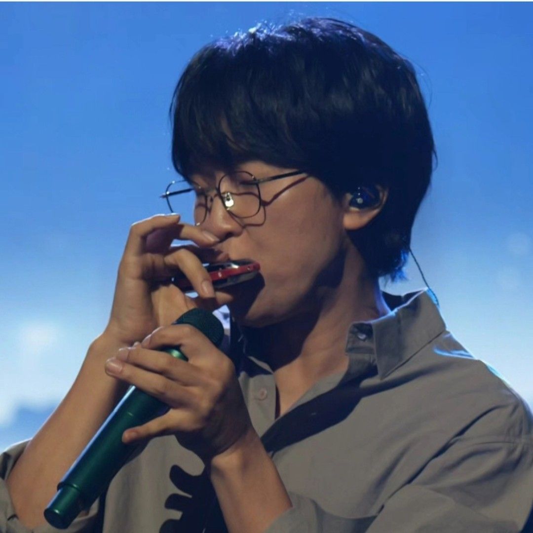 Behind-the-scenes cut of Bak Changgeun