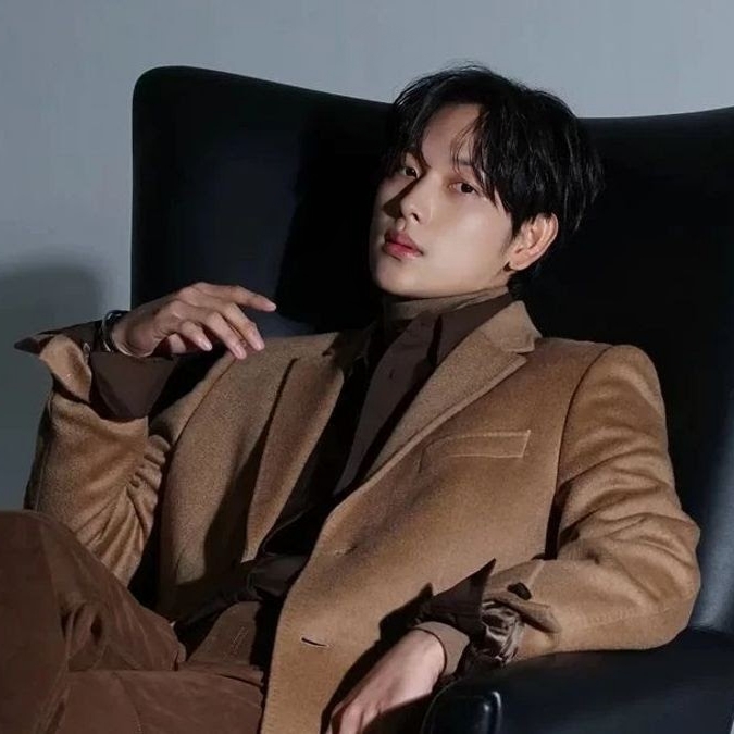 Behind-the-scenes cut of Yim Siwan