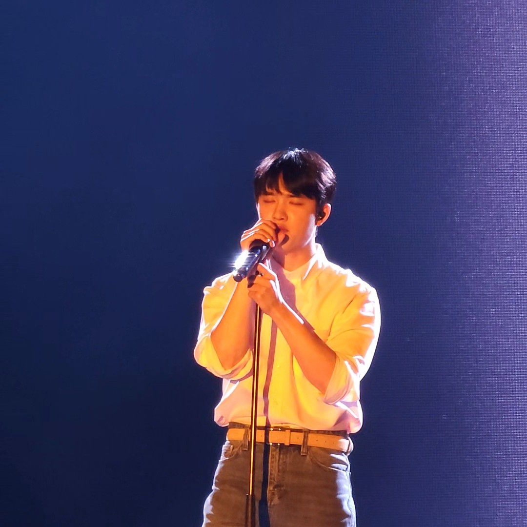 Behind-the-scenes cut of Doh Kyungsoo (D.O.)