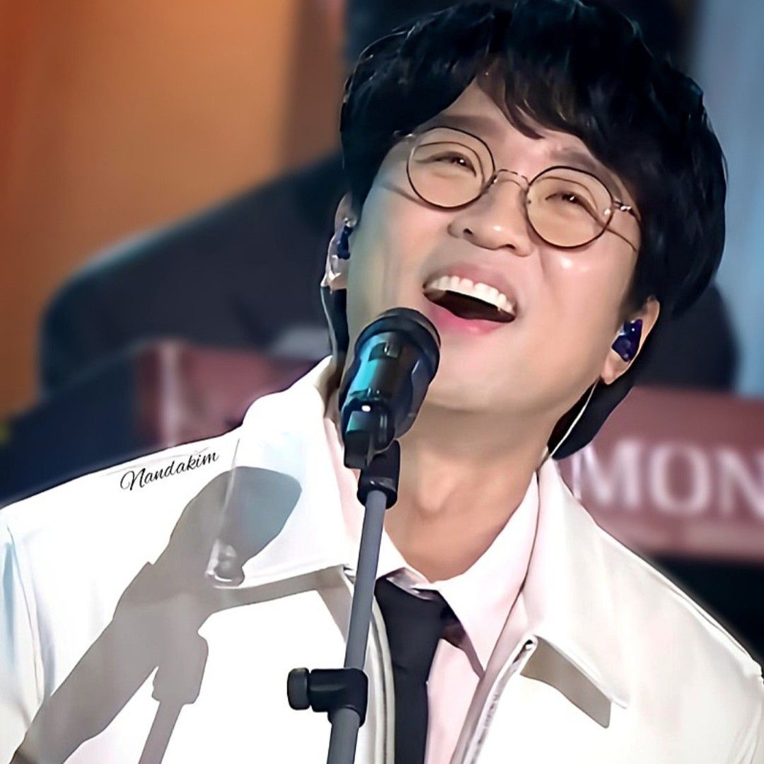 Behind-the-scenes cut of Bak Changgeun